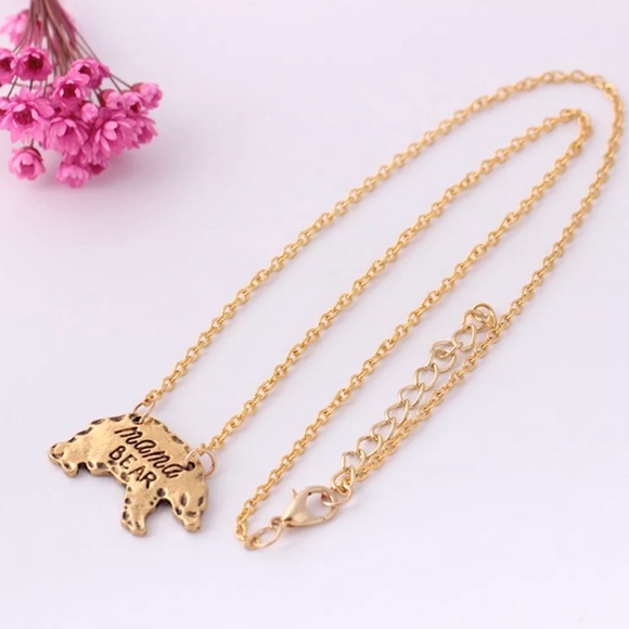 Mama Bear 🐻 engraved necklace - Picture 5 of 8